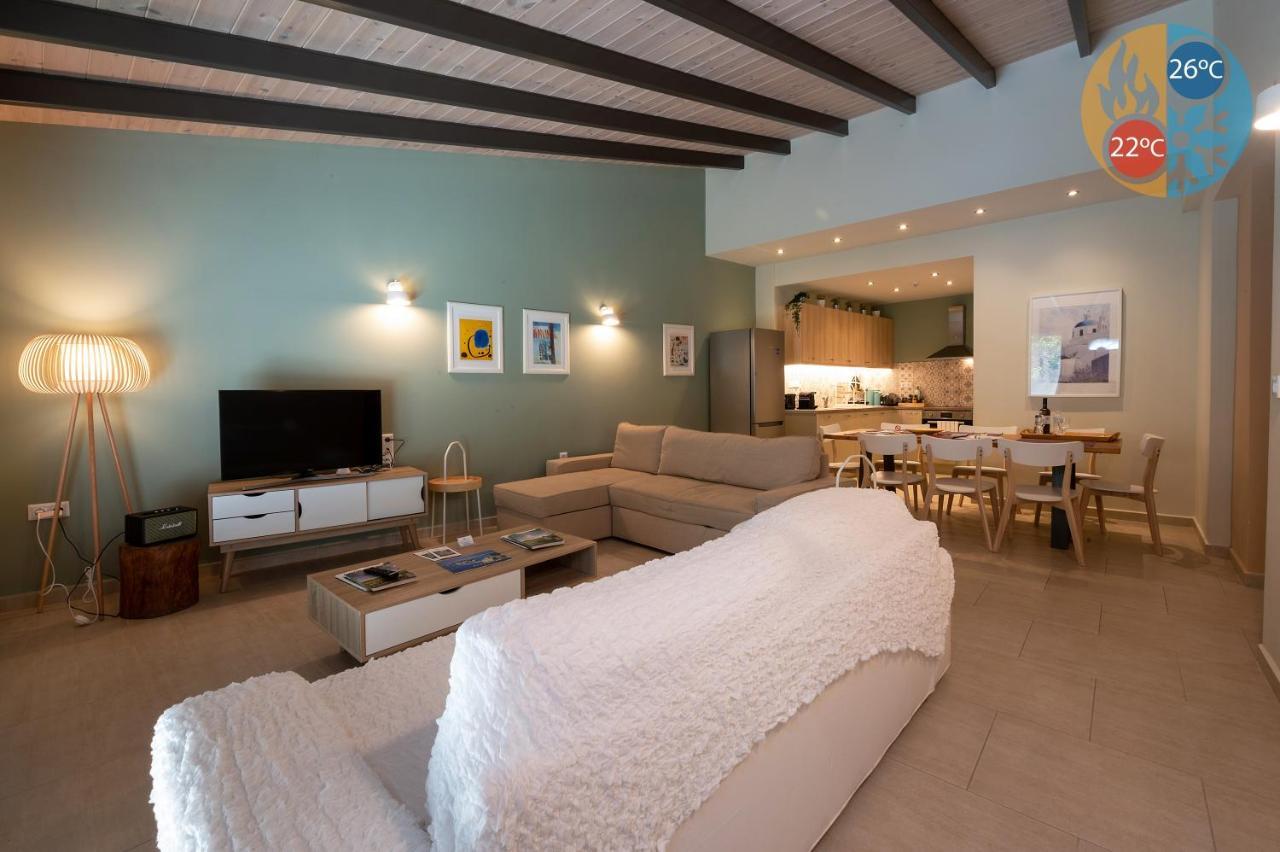 Linas Home - Kalamata Mediterranean Villas Exteriör bild